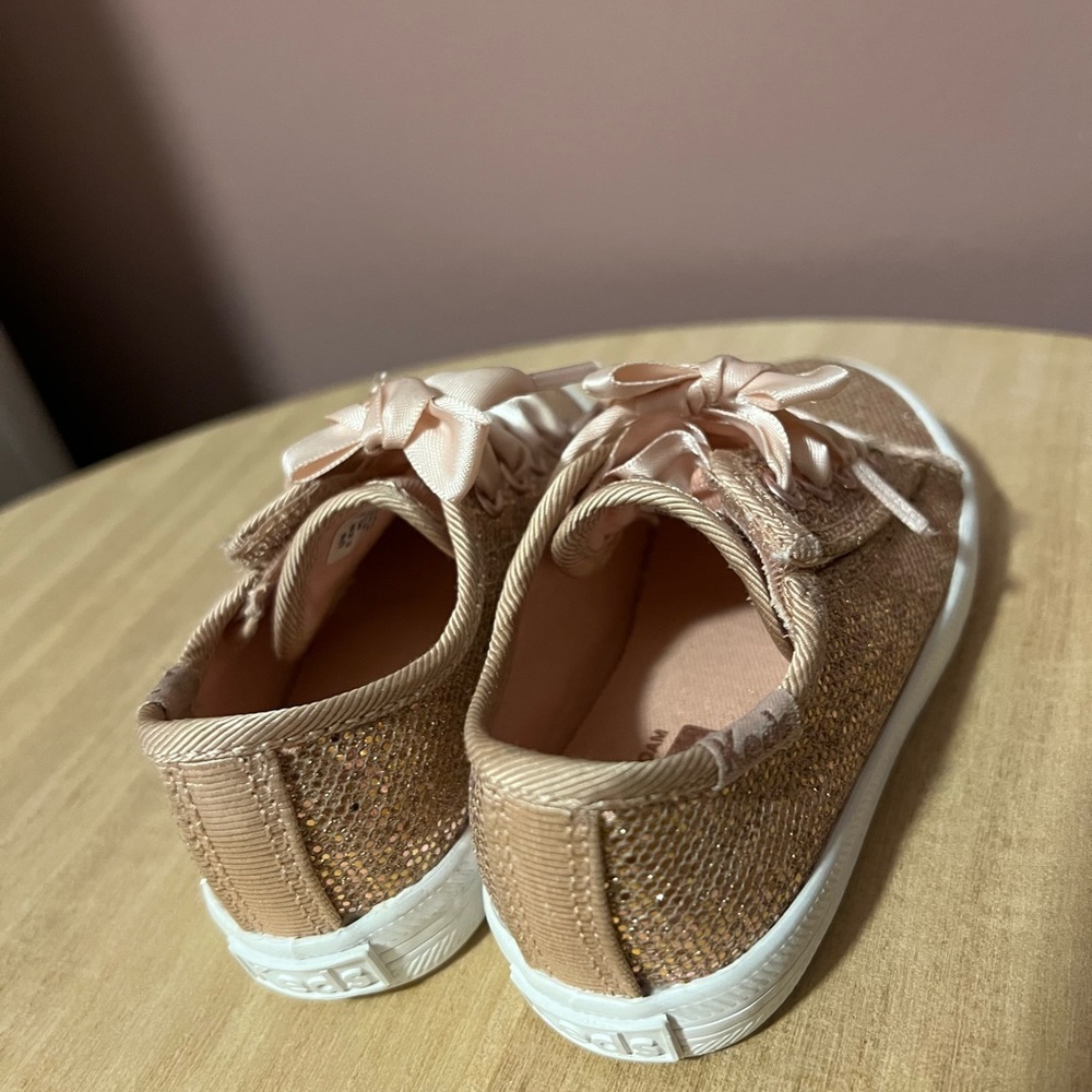 Keds Infant Kickstart Crib Celebrations
- Rose Gold - Picture 9 of 9